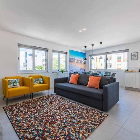 Central Town 2-Bedroom Apartment 알부페이라 외부 사진